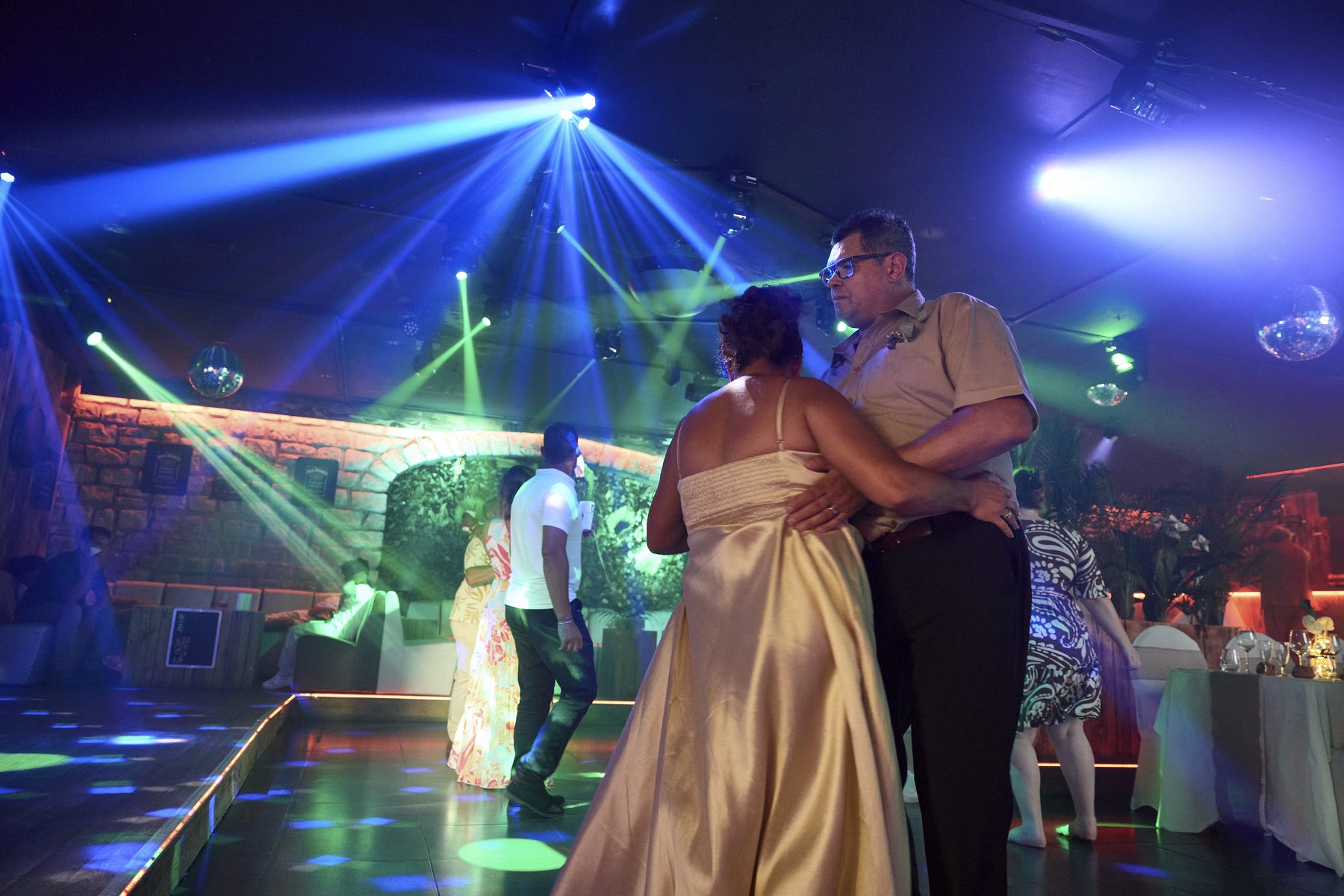Réalisation Mariage 68c194b69ce297.01158900 - LENIGHT : organisation, installation, animation de soirée et ambiance club Réalisation Mariage 68c194b69ce297.01158900 - LENIGHT : organisation, installation, animation de soirée et ambiance club