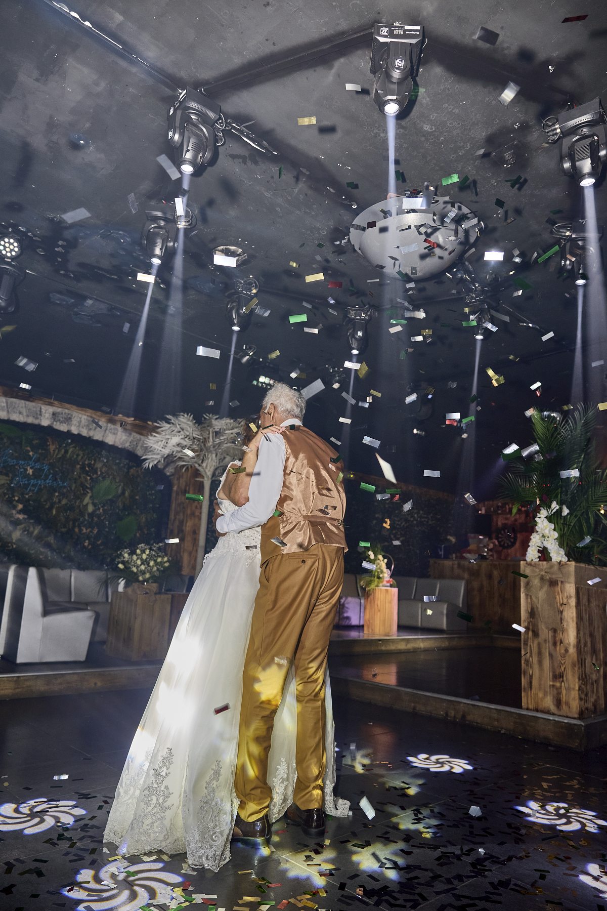 Réalisation Mariage 68c194b6a0fd45.61749635 - LENIGHT : organisation, installation, animation de soirée et ambiance club Réalisation Mariage 68c194b6a0fd45.61749635 - LENIGHT : organisation, installation, animation de soirée et ambiance club