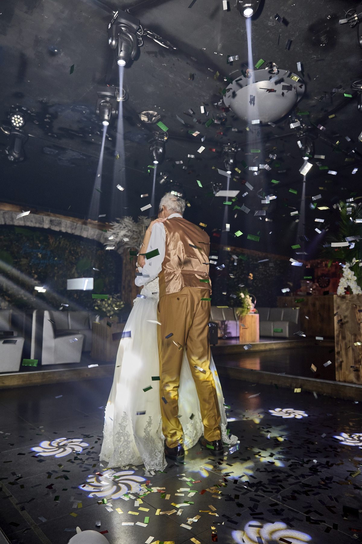 Réalisation Mariage 68c194b6a1d606.77364385 - LENIGHT : organisation, installation, animation de soirée et ambiance club Réalisation Mariage 68c194b6a1d606.77364385 - LENIGHT : organisation, installation, animation de soirée et ambiance club