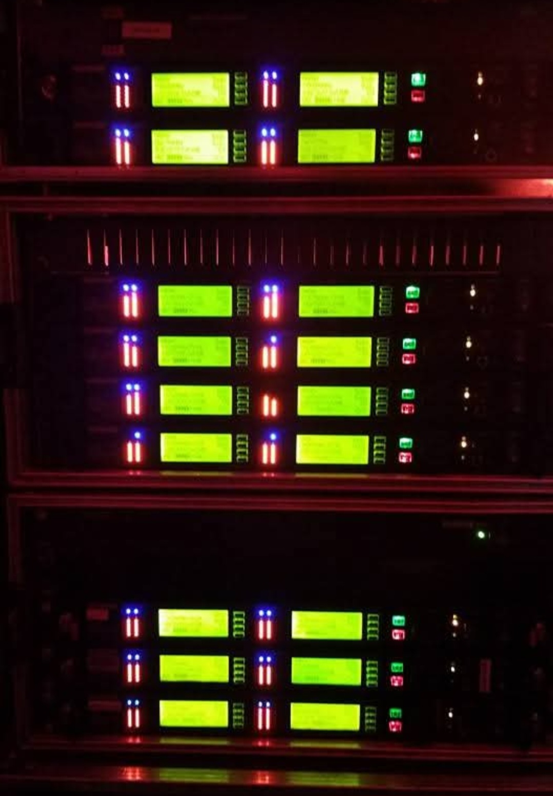 Réalisation Ref 69270272699949.25564311 - LENIGHT : organisation, installation, animation de soirée et ambiance club